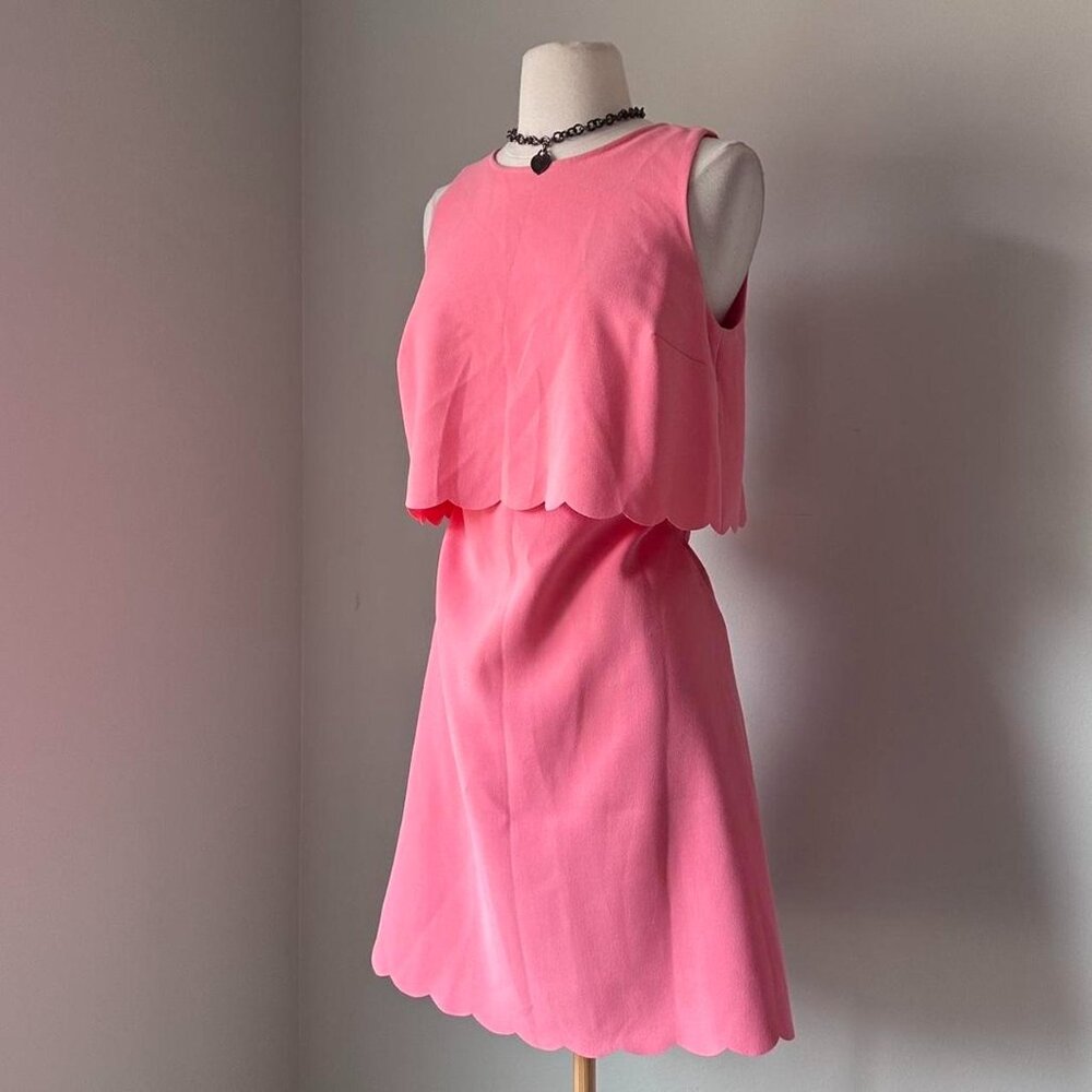 Pink preppy scalloped edge dress by LOFT - Picture 2 of 7